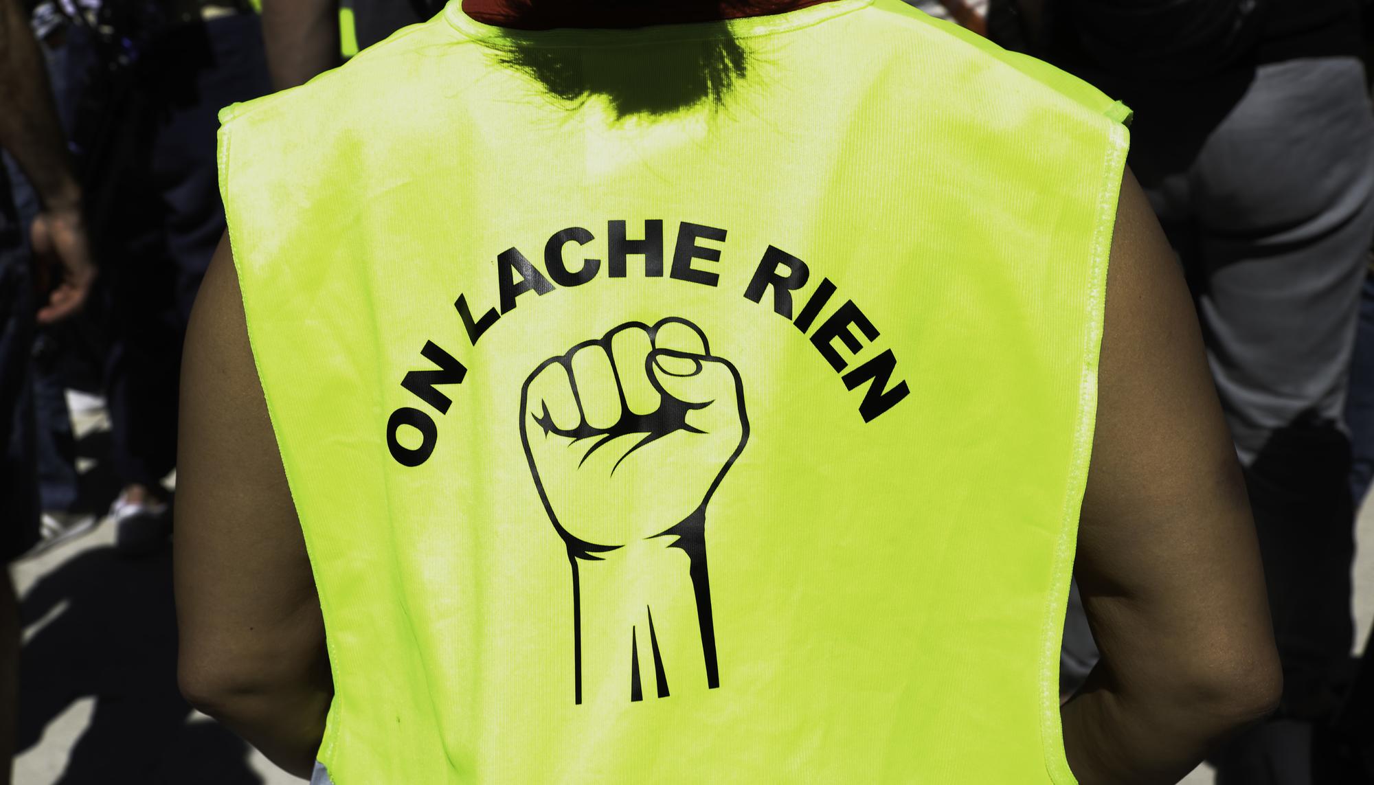 Chaleco amarillo mujer